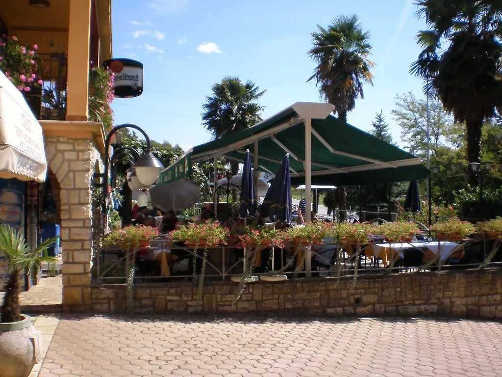 Bed And Breakfast Arlen 2*, Porec Croatia